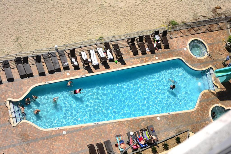 Sport & Beauty 2, Oceanfront Paradise Sleeps 10 w Stunning Sunrises, Horry