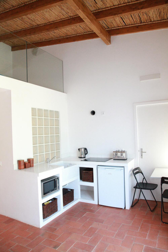 Others 5, Casa de Borboletas, Olhão