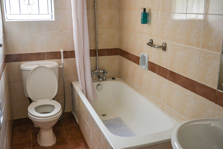 Bathroom 4, Brickwood Apartments, Dagoretti North