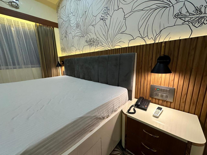 Others 2, Hotel silver star, Kishanganj