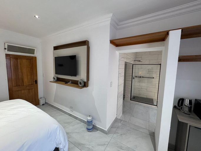 Room 4, Boutique Hotel-Style Room In Ferndale-C3, City of Johannesburg