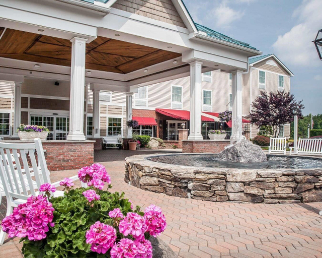 Exterior & Views 2, Comfort Inn & Suites Sturbridge - Brimfield, Worcester