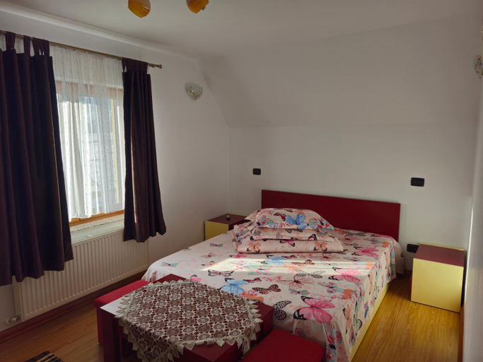 Bedroom 2, Casa Paty, Manastirea Humorului