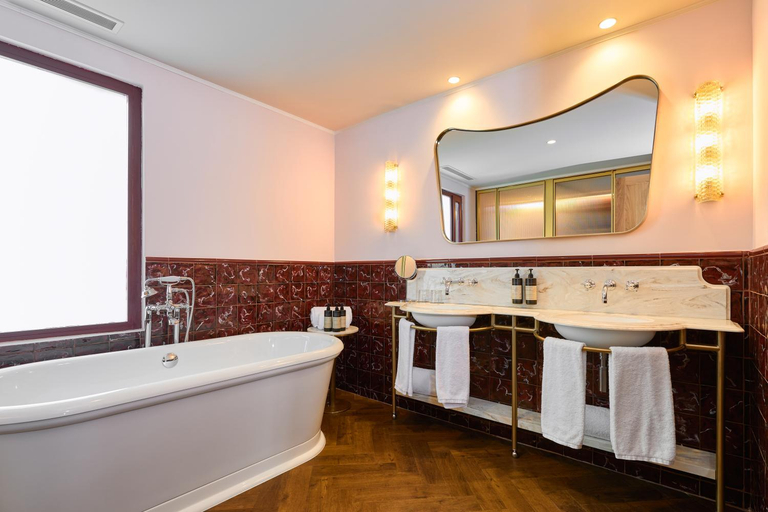 Bathroom 4, Hotel Espana, Barcelona