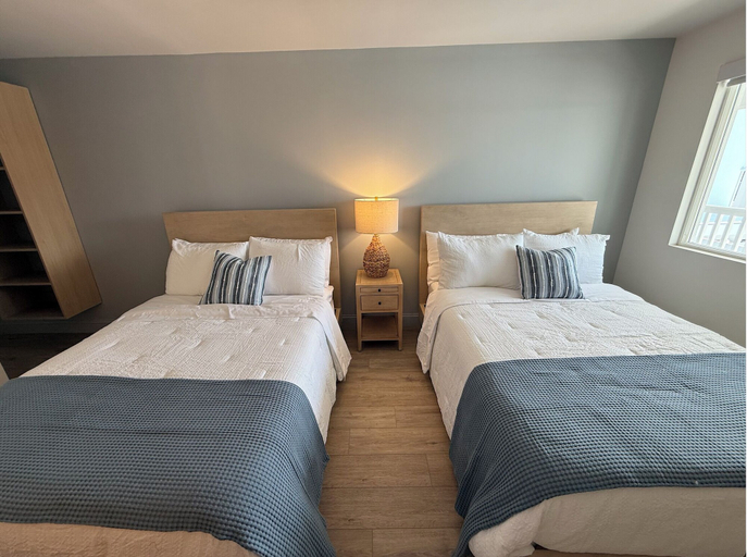 Room 5, Oceana By The Sea, Ocean