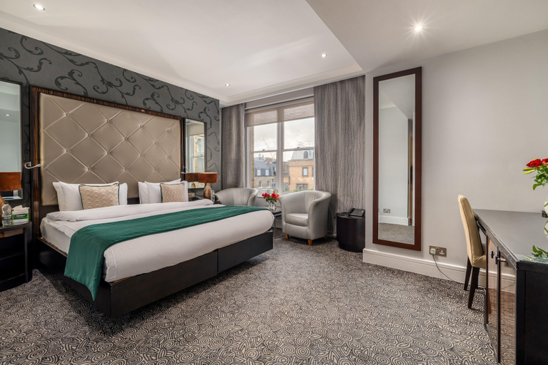 Bedroom 2, Washington Mayfair Hotel, London