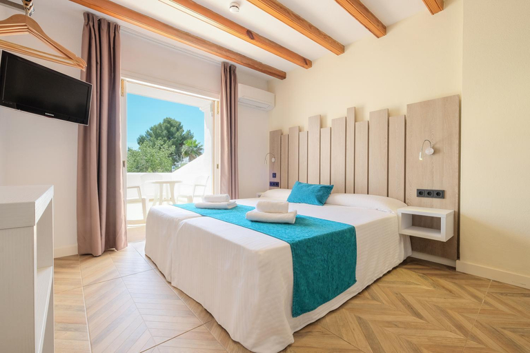 Bedroom 3, AzuLine Apartamentos Can Sanso, Baleares