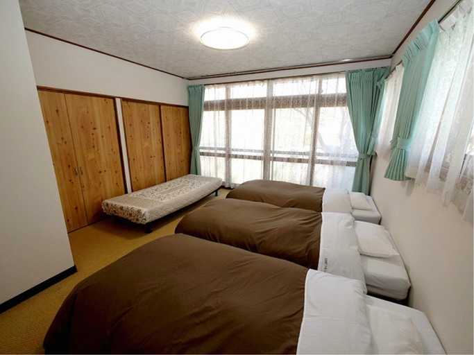 Bedroom 2, Pension Image House, Hara