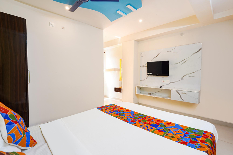 Bedroom 5, FabHotel Saanidhya Comforts - Tumkur Road, Tumkur