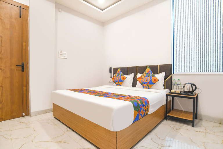Room 5, FabHotel Trivana, Mahalaxmi Nagar, Indore