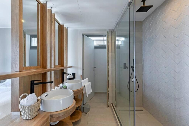 Bathroom 5, Villa Theologos, Central Greece