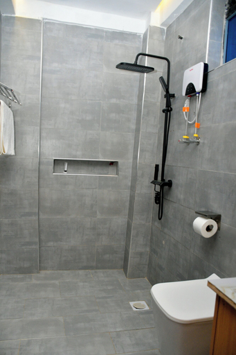 Bathroom 5, Nomads cafe, Turbo