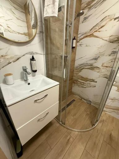 Bathroom 3, Pokoje Balticus Mrzeżyno, Gryfice
