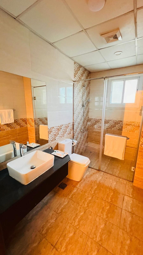 Bathroom, Amber Tower, Manama