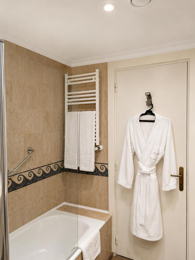 Bathroom 4, Acropole Tunis Hotel, Cité El Khadra