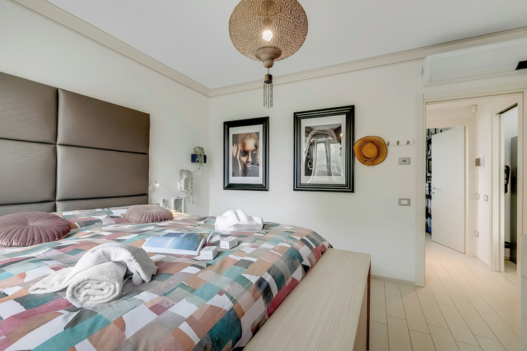 Bedroom 3, Il Silenzio House- Manerba del Garda Villa With Garden, Brescia