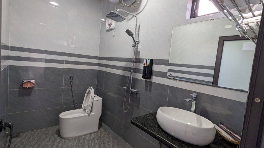 Bathroom 5, Ninh Binh Greenland Homestay, Hoa Lư