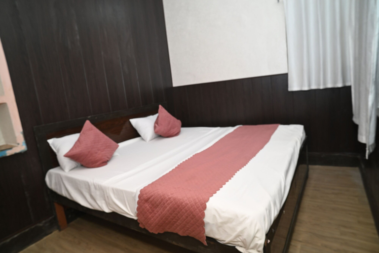 Room 5, New Bala Ji, Varanasi