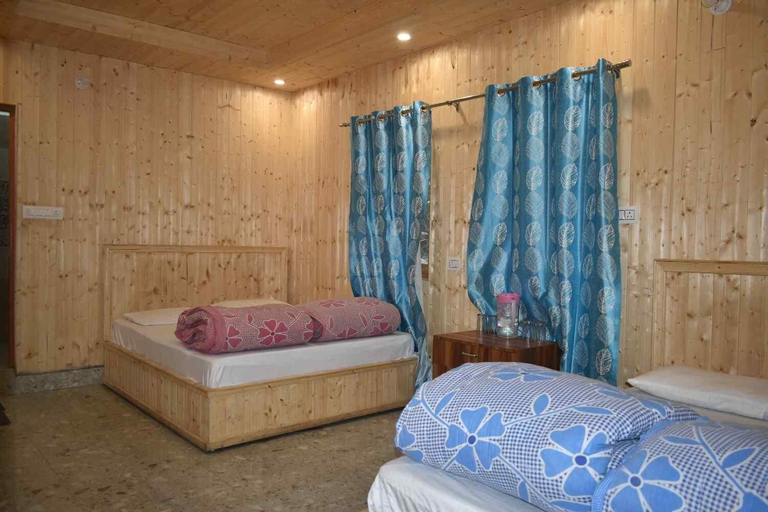 Room 1, Devdaar Cottage Gangotri, Uttarkashi