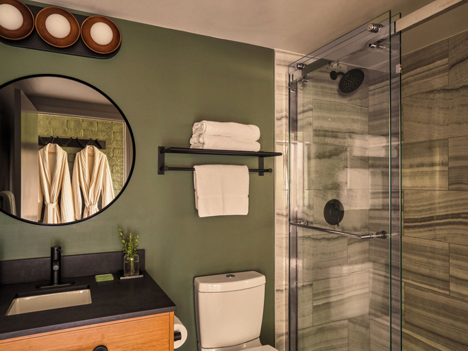 Bathroom 5, Trailborn Jackson Hole, Outdoor Collection by Marriott Bonvoy, Teton