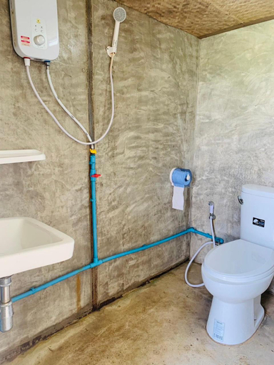 Bathroom 3, KraThom Doi Luang, Chiang Dao