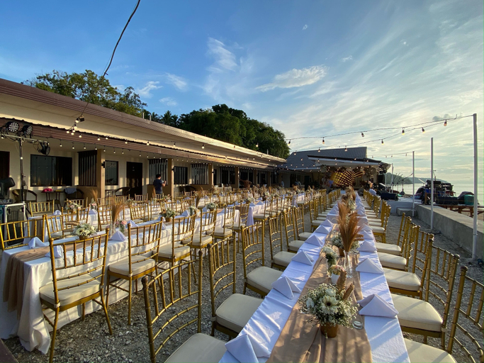 Food & Drinks 5, Matutinao Beach, Alegria