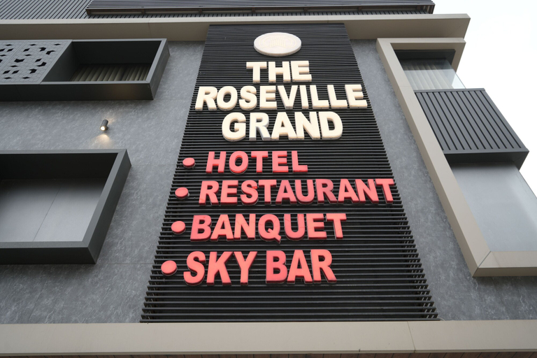 Exterior detail, The Roseville Grand, Sahibzada Ajit Singh Nagar