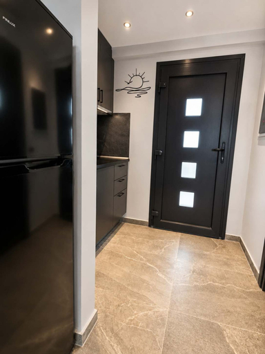 Room 2, Epanomi Suites - Modern Living With Garden Retreat, Central Macedonia