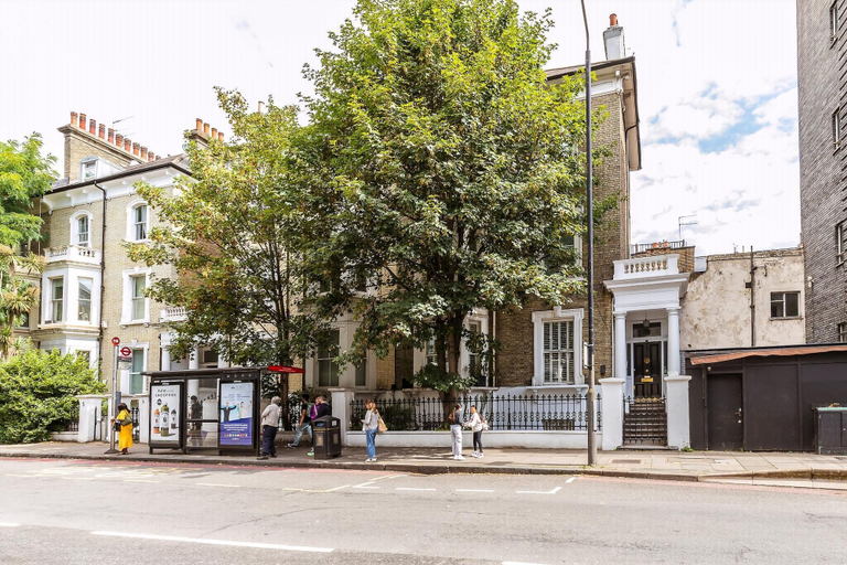 Exterior & Views, Elegant Two Bedroom Flat in Redcliffe Gardens, London