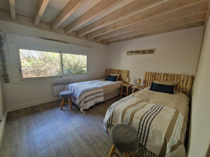 Bedroom 3, Pin Bleu, Landes