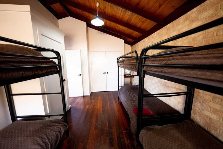 Bedroom 3, Yot Spot Holiday Apartments, Esperance