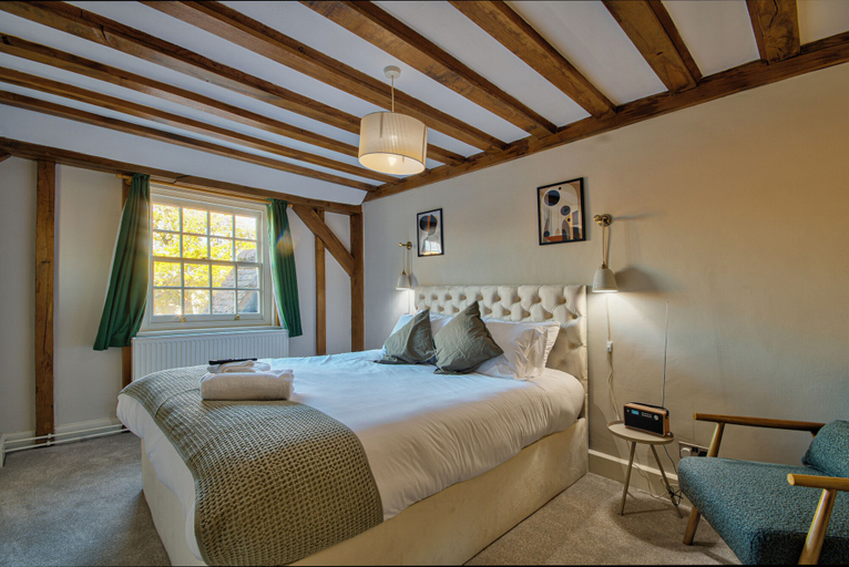 Room 4, Hen & Chickens Hotel, Northumberland