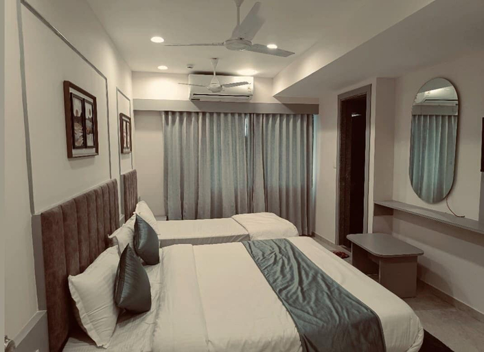 Room 3, Hotel Royal Sky, Gandhinagar