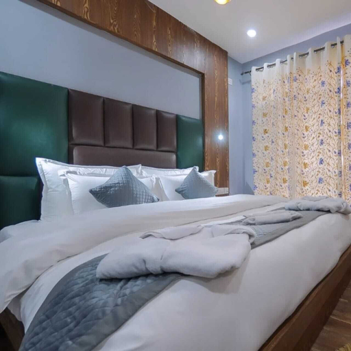 Room 5, Hotel Your Hive, Srinagar
