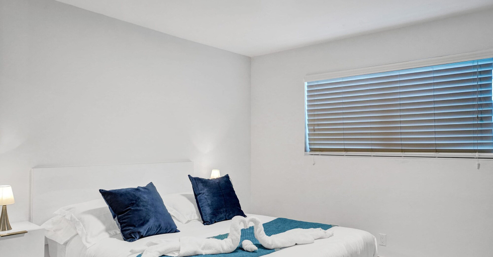 Bedroom 3, Unit E Sea&i Private House Near Deerfield Beach, Broward