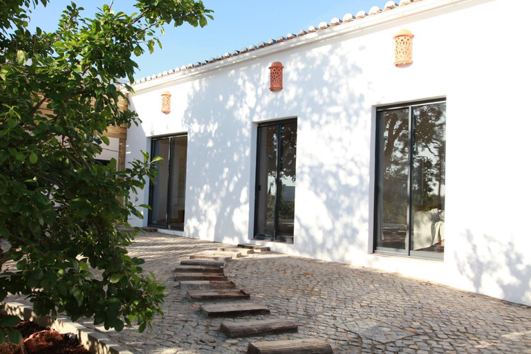 Others 3, Casa de Borboletas, Olhão