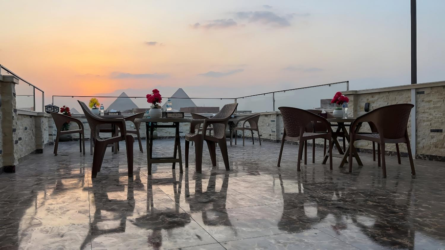 Food & Drinks 4, Anubis Pyramids View, Al-Ahram