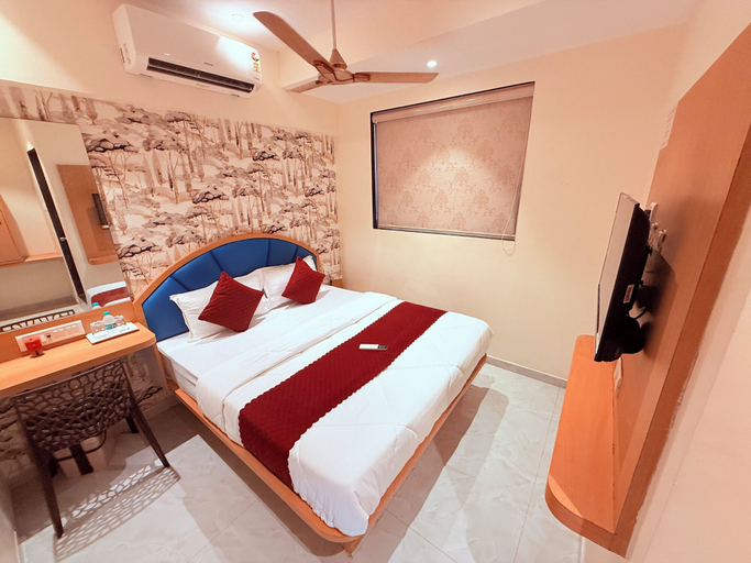 Room 5, Radhe Residency MIDC Taloja, Raigarh