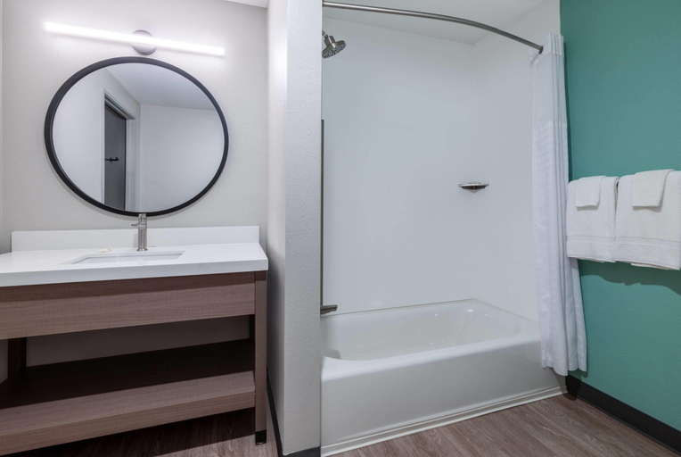 Bathroom 5, Echo Suites Extended Stay By Wyndham Savannah Pooler, Chatham
