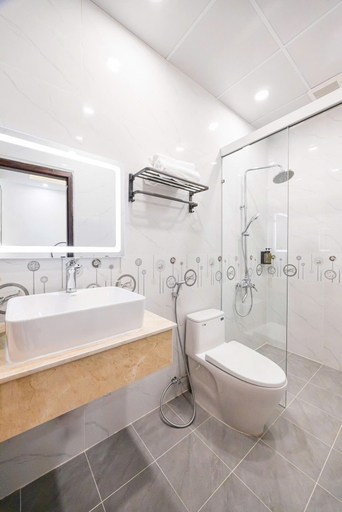 Bathroom 5, 1992 de villa, Tam Dao