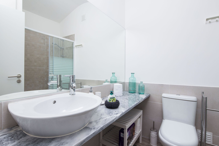 Bathroom 3, Designer Flats in Lapa, Lisbon