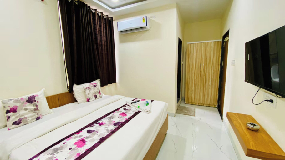Others 4, The Cressida Hotel, Indore