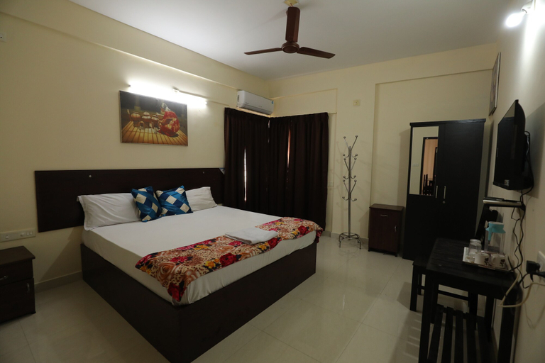 Room 3, Classique Inn | Near Padmanabhaswamy Temple, Thiruvananthapuram