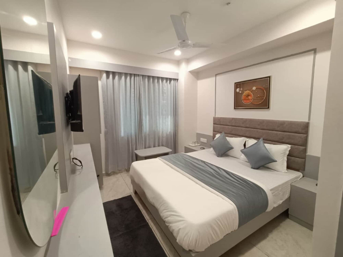 Room 4, Hotel Royal Sky, Gandhinagar