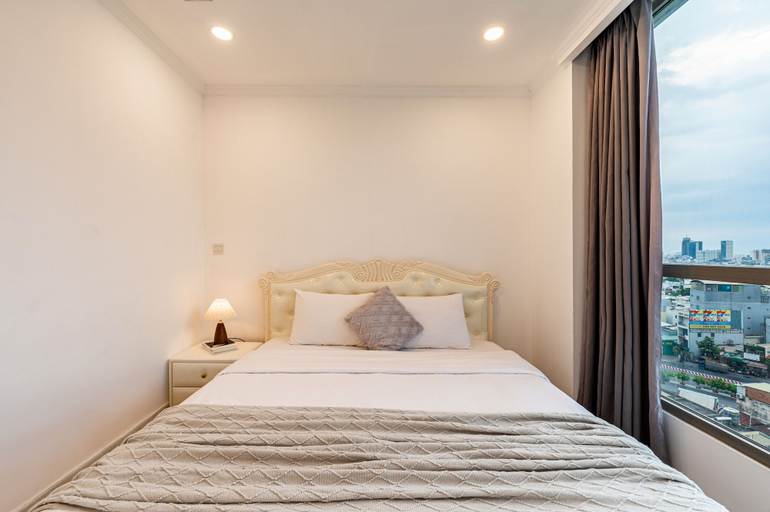Room 2, The Kingston Landmark Sky Residence, Bình Thạnh