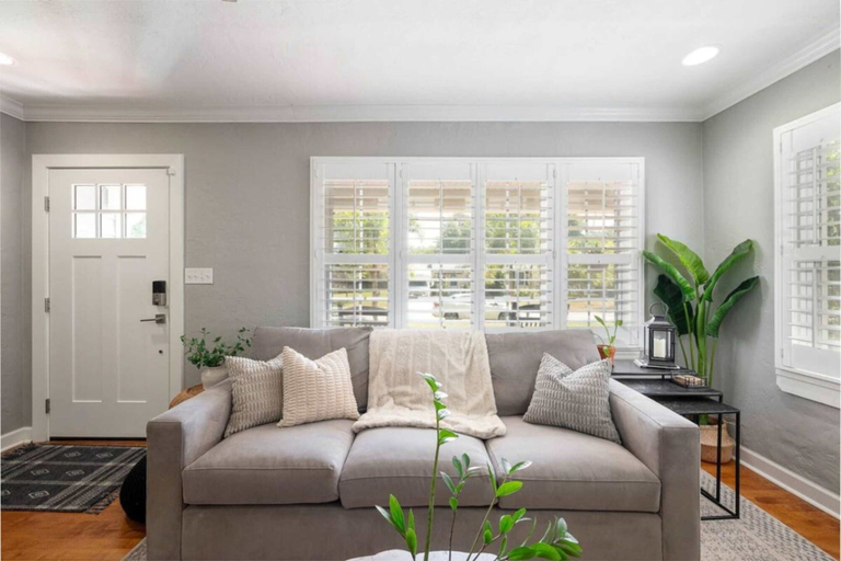 Interior 3, 561b Massive 3 Bedroom With Large Backyard, Orange