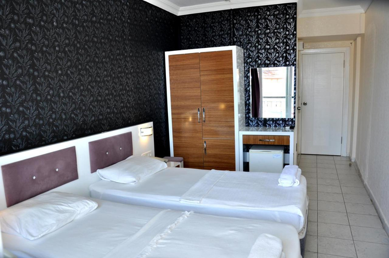 Bedroom 2, Saygılı Beach Hotel & Central Side, Manavgat
