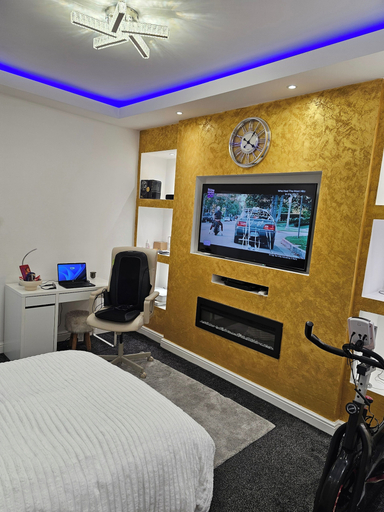 Room 5, Den Homes Luxury Flat, Flat,fully Air-conditioned, Sefton