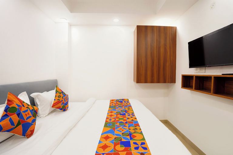 Room 4, FabHotel Ostan Stayz 15 - Noida Sector-15, Gautam Buddha Nagar