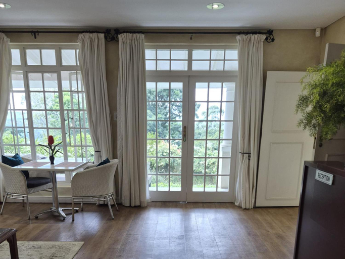 Others 5, Athlone Lodge, Umgungundlovu